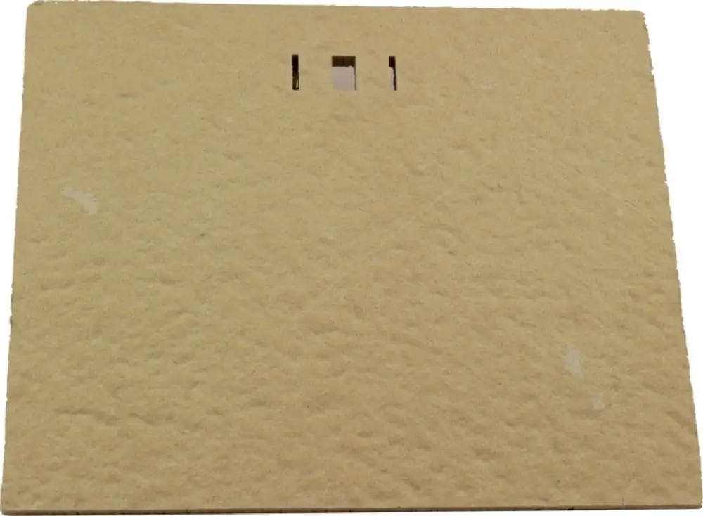 Wolfram-Faserplatte in beige, rechteckig, mit Ausschnitten oben, geeignet für die Dämmung von Brennkammern, möglicherweise von der Marke Wolf.